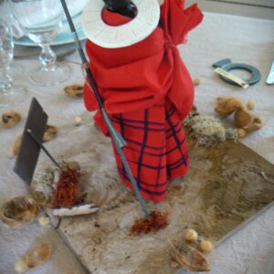 centre de table silhouette homme Masaï mariage Tanzanie