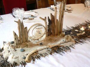 mariage bois flotté, centre de table d'honneur