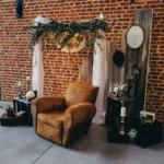 mariage sous les oliviers, coin photos pour la soirée