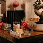 table de confiseries pour un mariage d