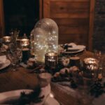 chemin de table enneigé pour un mariage à la neige