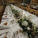 Vue en longueur de la table Mariage voyage d’hiver