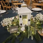 Lanterne sur la table Mariage voyage d’hiver