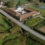 Vue du ciel du domaine Mariage voyage d’hiver
