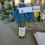 cadeau invite et porte-nom fiole huile d