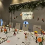 décor arrière table d