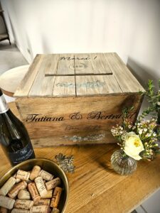mariage grands vins, tirelire, urne des mariés